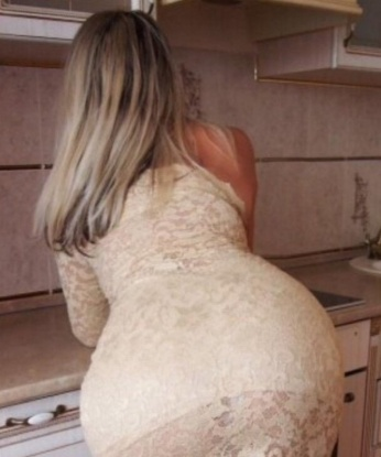 В Москве я создам для тебя атмосферу настоящего удовольствия. Мои нежные руки, умелый язычок и стройное тело оставят в твоей памяти незабываемые следы. У меня есть много отзывов, которые расскажут тебе о моих безупречных навыках и ненасытной страсти. Приходи, не пожалеешь! 🌹🔥 Жду тебя в своем уютном гнездышке для незабываемых встреч в Москве. 🏩🌃 9969, 39 лет